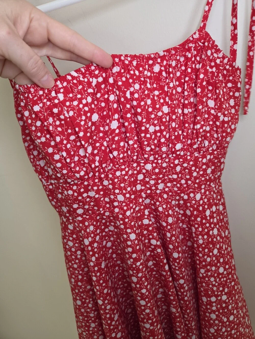 Women's Showpo Red Floral Mini Dress Sz 0